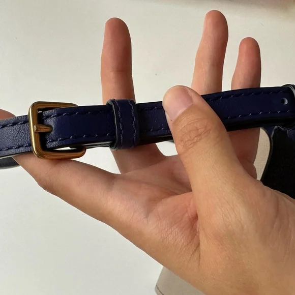 [SOLD] Like new Marc Jacobs Crossbody Bag Two Tone - Picture 9 of 13